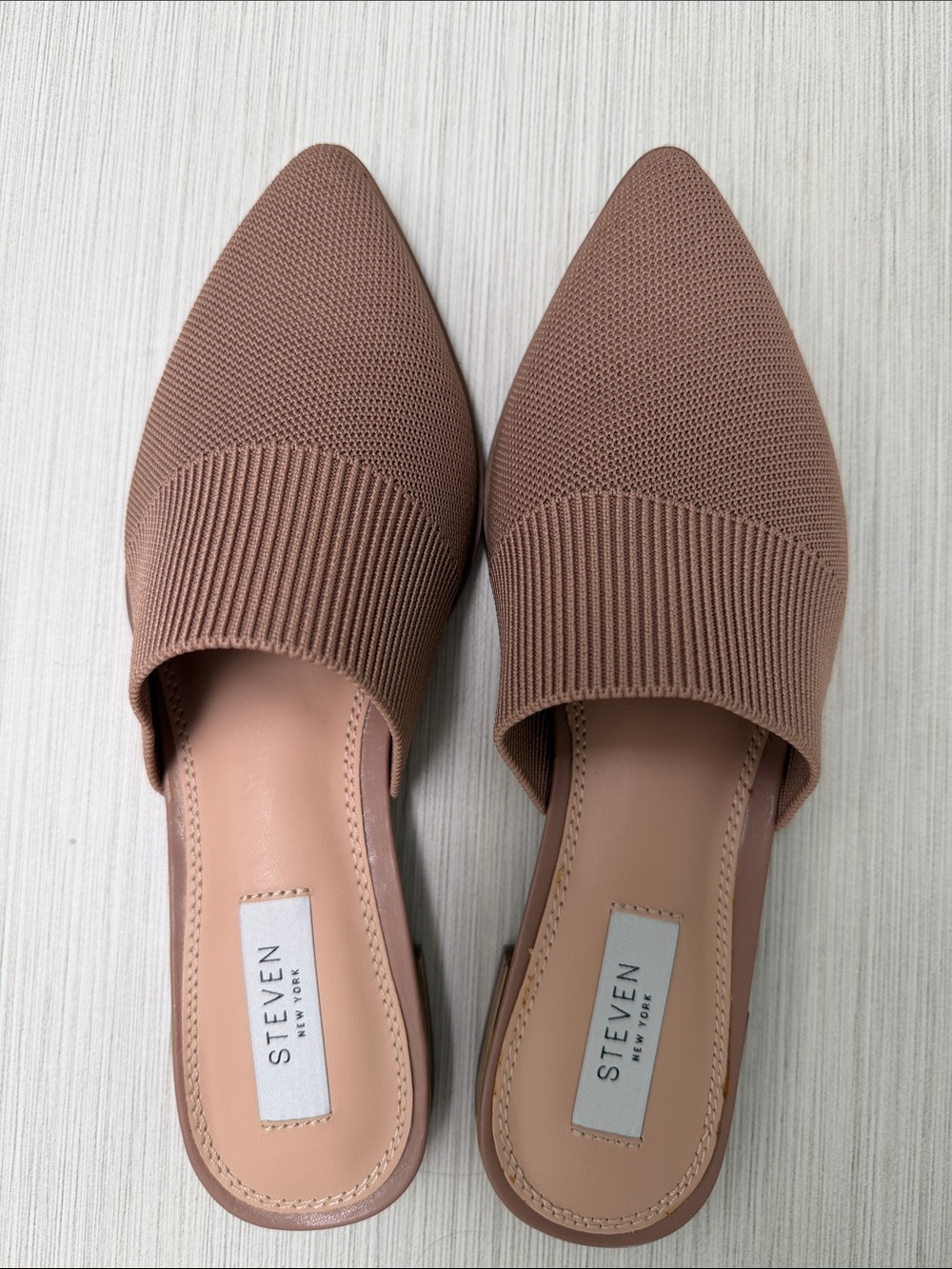Steven New York Valdez Mule, 8 NWT